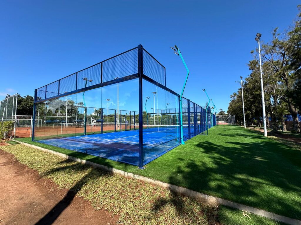 entretien d'un terrain de padel 