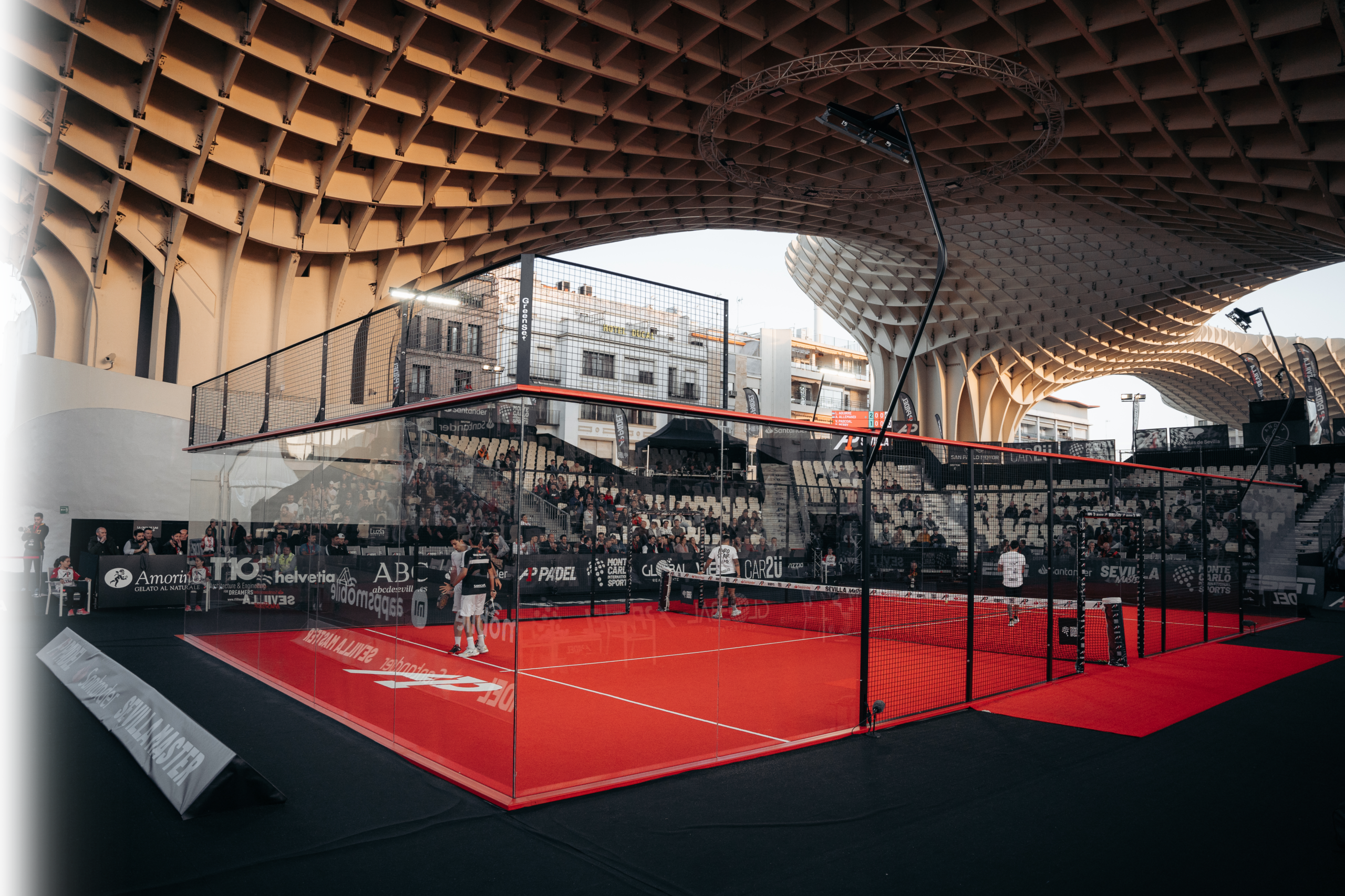 Installateur de terrain de padel