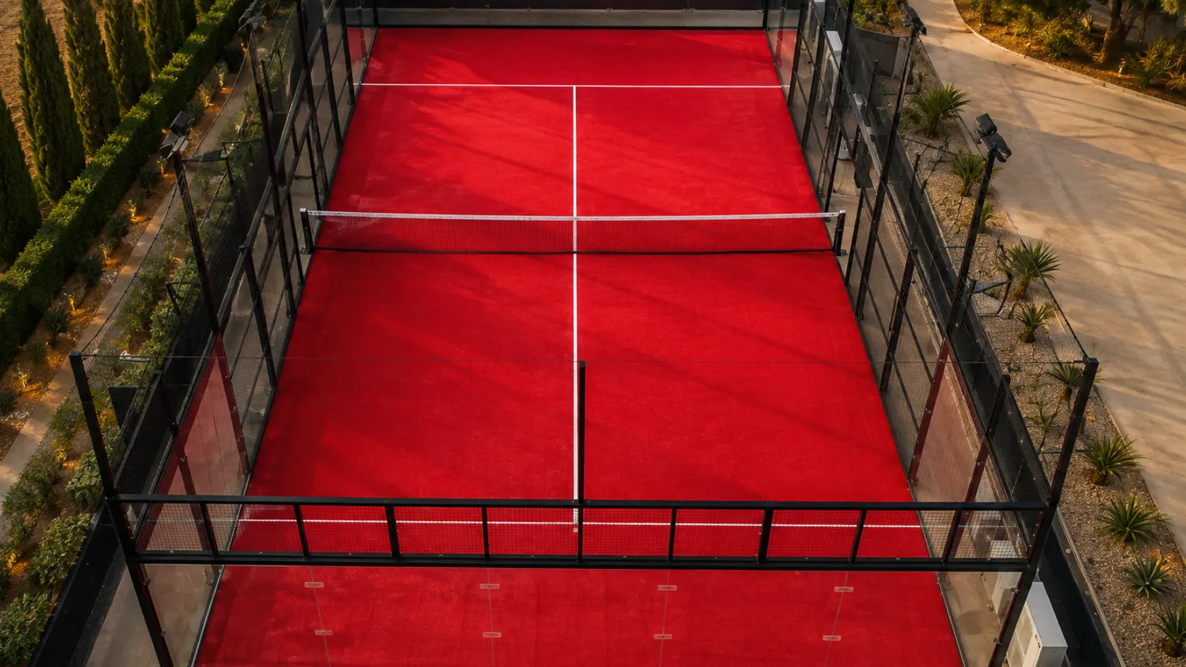 terrain de padel indoor ou outdoor au Maroc