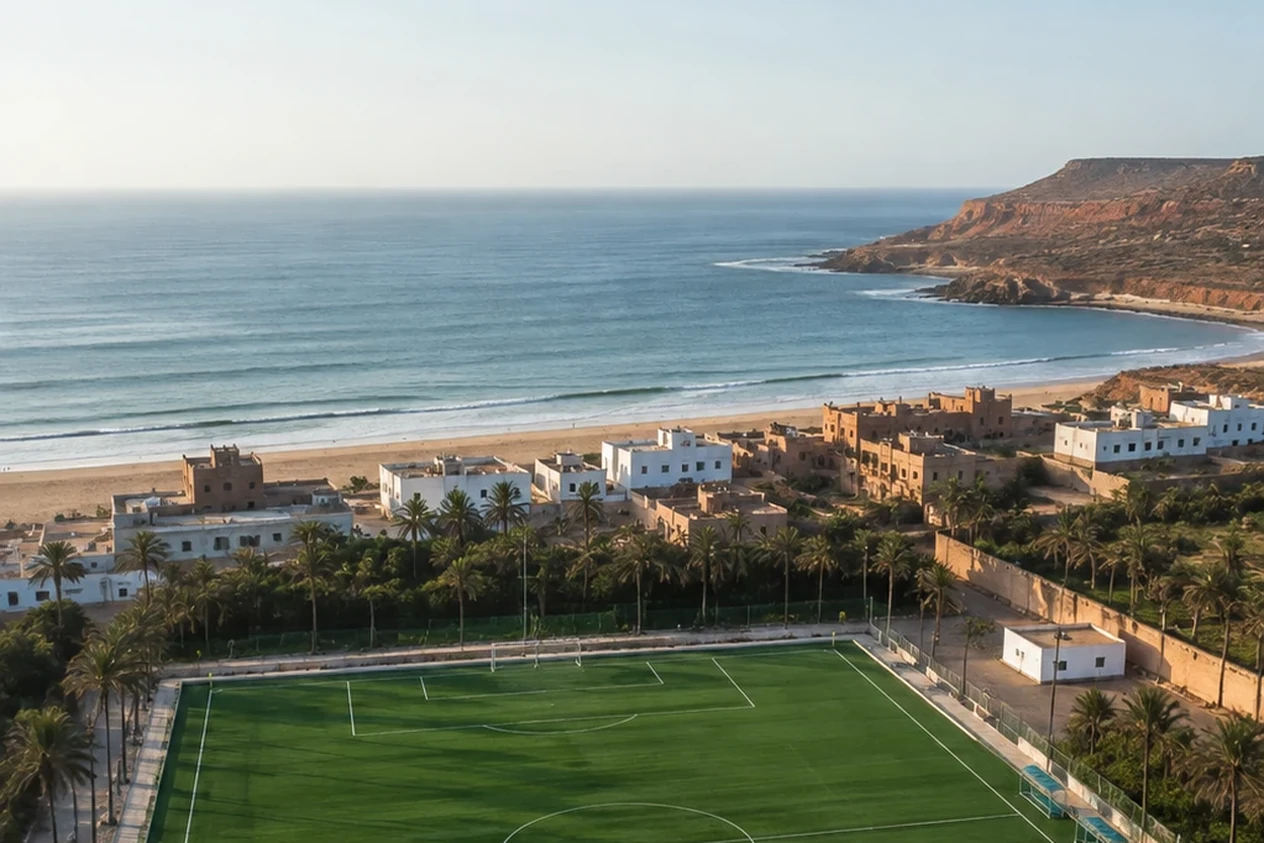 Construction d'un terrain de football synthétique au Maroc